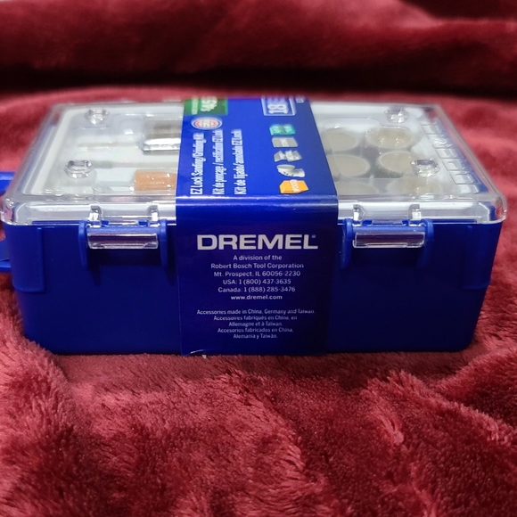 Dremel 18 Piece EZ Lock Sanding / Grinding Kit | EZ727 / EZ727-02 | 2615E727AB - Picture 3 of 6